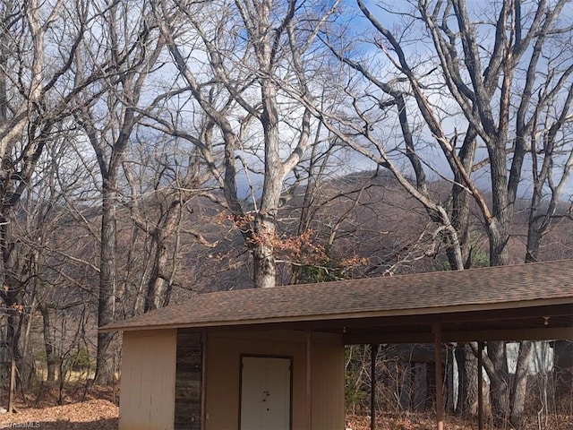 view of outdoor structure featuring a carport