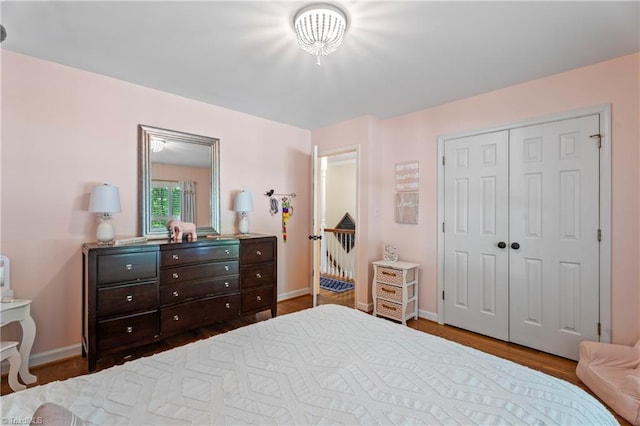 396 Bent Creek Trl, Kernersville, NC 27284 - bedroom with wood finished floors and a closet