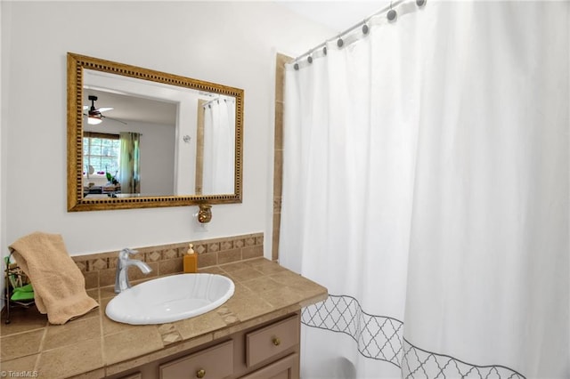 206 Westwood Dr, Kernersville, NC 27284 - full bathroom featuring vanity