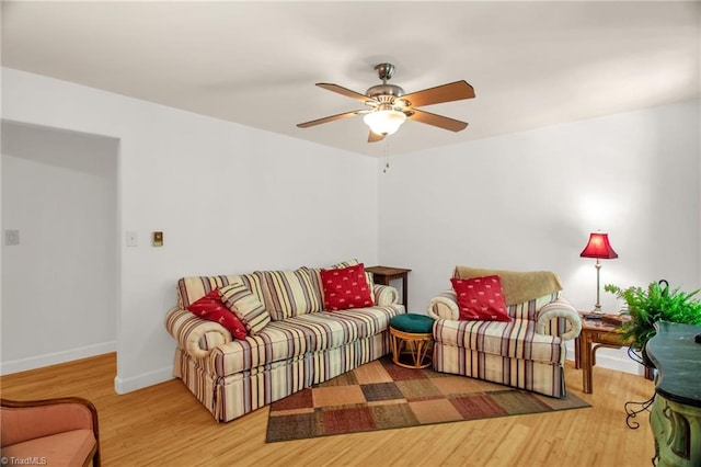 206 Westwood Dr, Kernersville, NC 27284 - living area featuring ceiling fan, baseboards, and wood finished floors