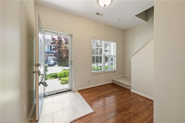 825 Central Park Ave, Greensboro, NC 27407 - foyer entrance with wood finished floors and baseboards