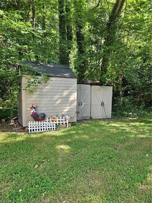 215 9th St, Spencer, NC 28159 - view of shed