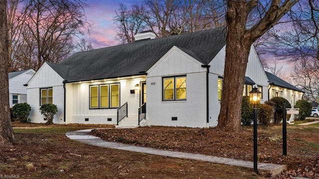 view of modern inspired farmhouse