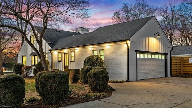 view of front facade featuring a garage