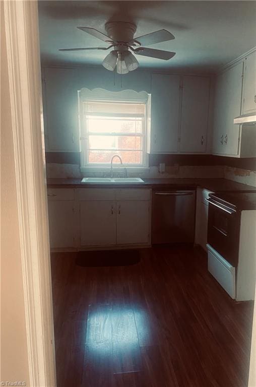 kitchen with dishwasher, electric range, dark hardwood / wood-style flooring, ceiling fan, and sink