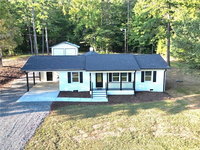 single story home featuring a front lawn and covered porch