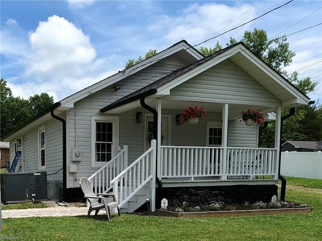 110 Vestal Ave, Jonesville, NC 28642 - view of front of house featuring a porch