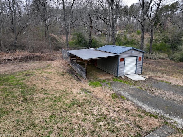 view of outdoor structure