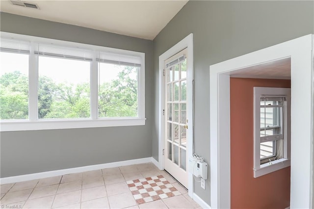1025 W End Blvd, Winston-Salem, NC 27101 - interior space featuring light tile patterned floors, visible vents, and baseboards