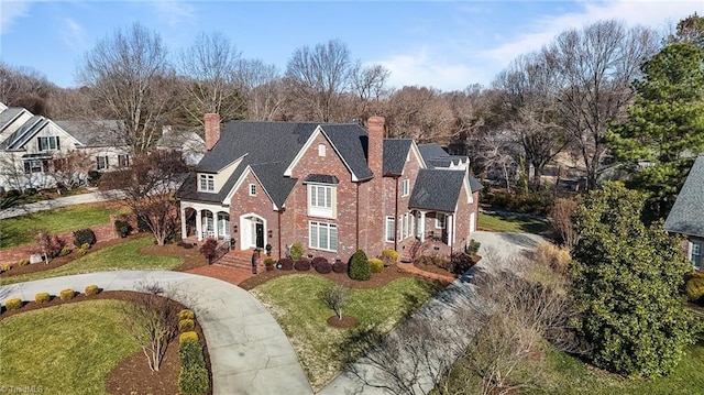 view of front of property with a front lawn