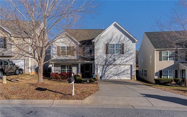 view of front property featuring a garage