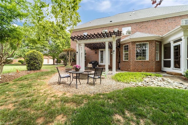view of yard with a patio area and a pergola
