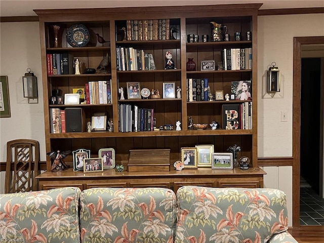 office area with crown molding and hardwood / wood-style floors