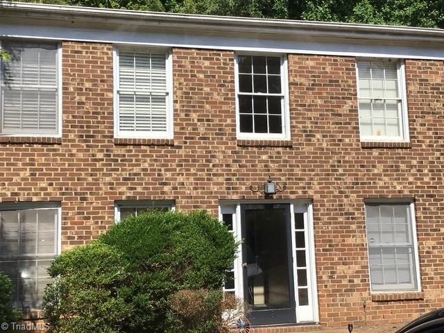 2821 Bleeker Sq Unit C, Winston-Salem, NC 27106 - view of front facade with brick siding