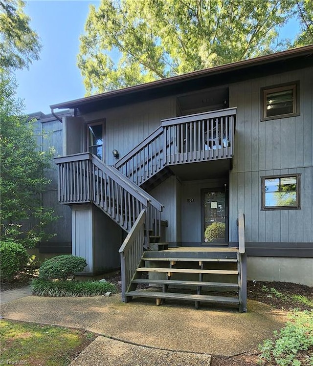 127 Cedar Cove Ln, Winston-Salem, NC 27104 - back of house with stairs