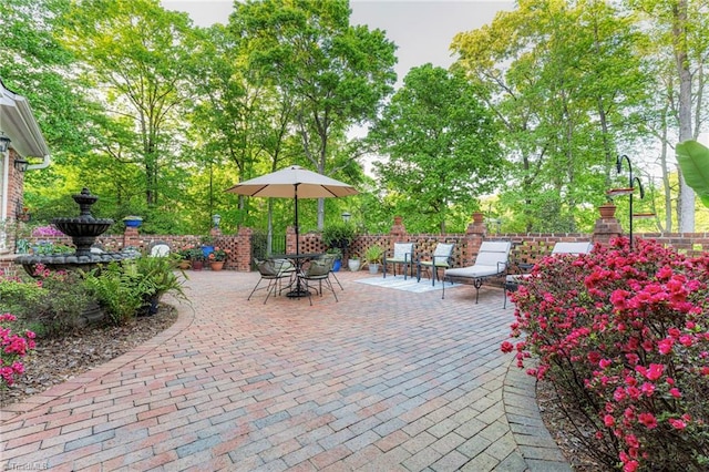 5001 Edinborough Rd, Greensboro, NC 27406 - view of patio / terrace