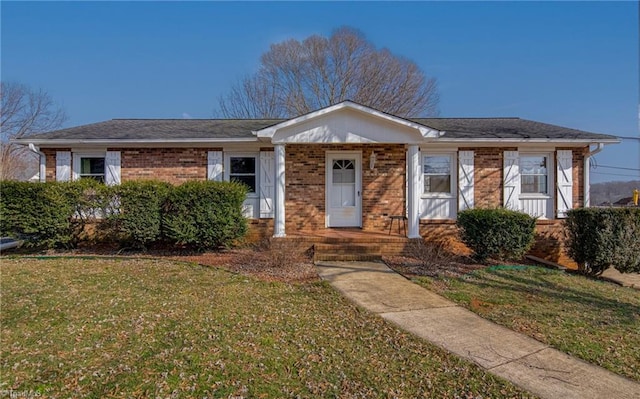 view of front of house with a front yard