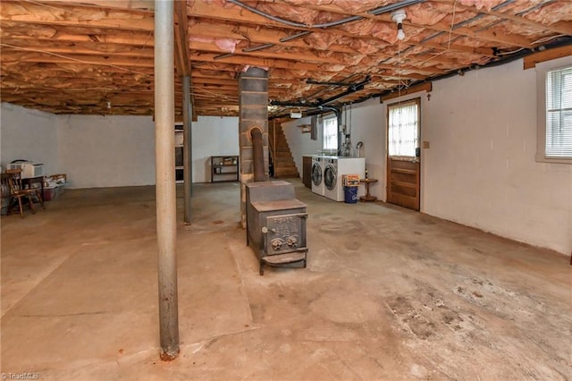 basement featuring washer and clothes dryer