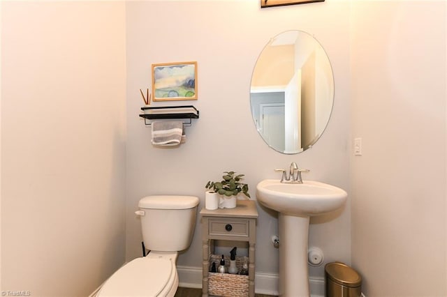 1117 Magenta Way, Kernersville, NC 27284 - half bath featuring toilet, a sink, and baseboards
