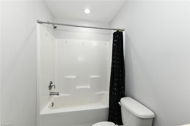 1117 Magenta Way, Kernersville, NC 27284 - full bath featuring toilet and shower / tub combo
