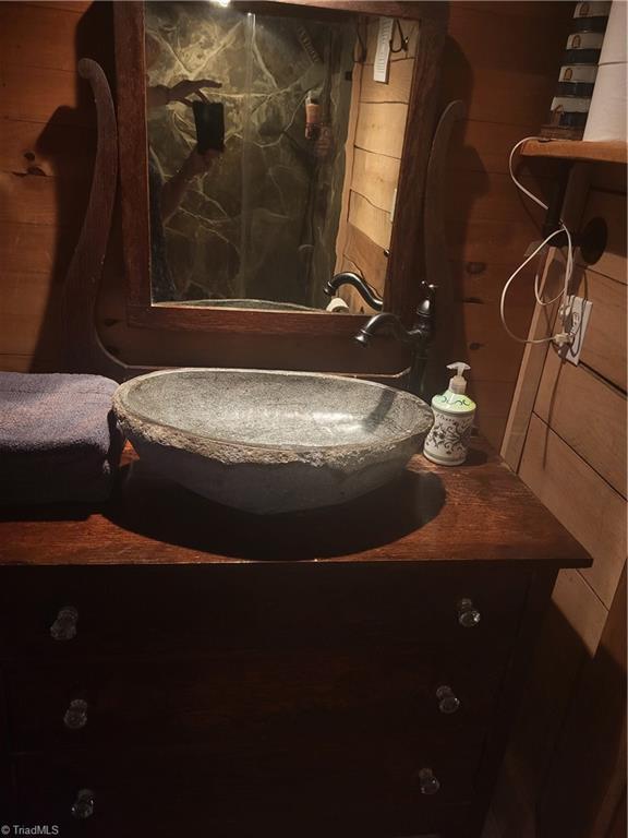 3273 N NC Highway 16, Millers Creek, NC 28651 - bathroom view