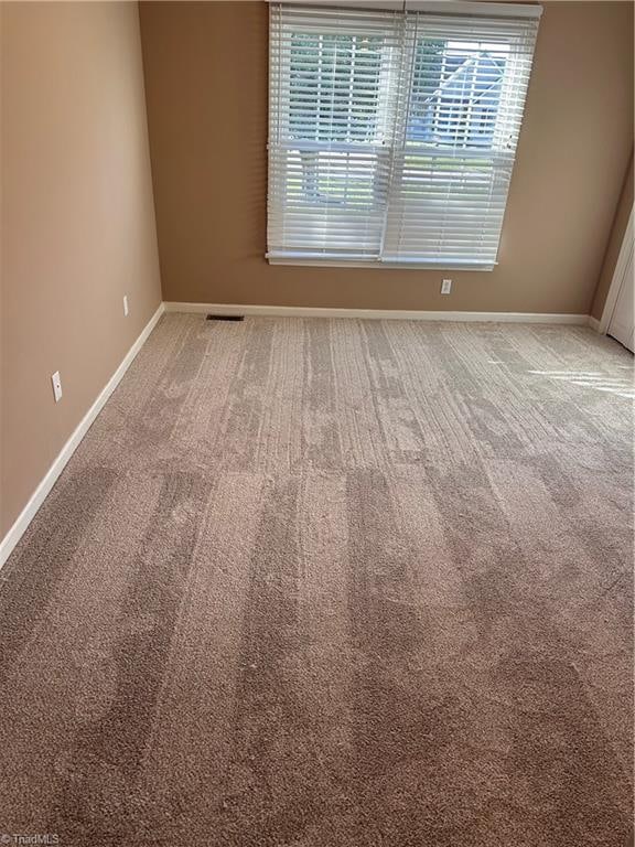 empty room with carpet