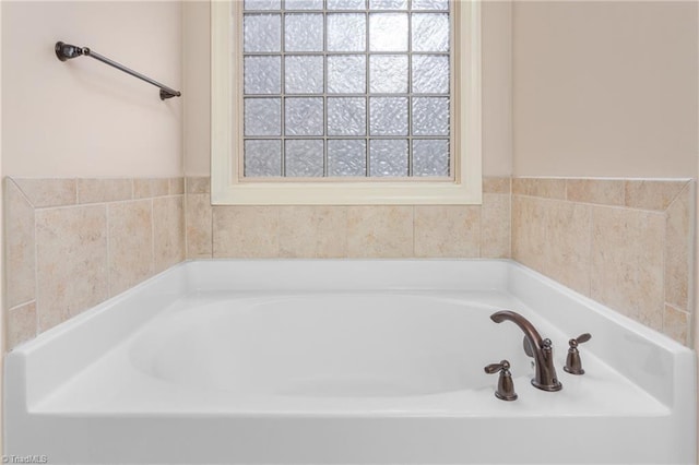 2403 Hammock Dr, High Point, NC 27265 - bathroom featuring a bath