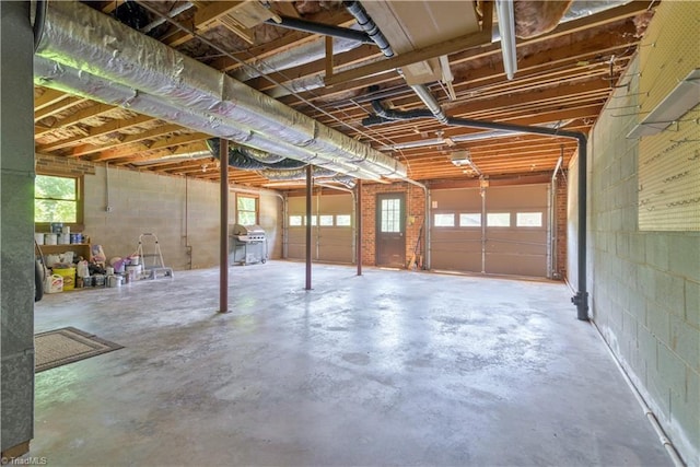 1625 Eagle Crest Dr, Pfafftown, NC 27040 - garage featuring concrete block wall