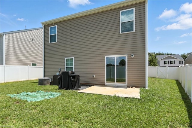 4514 Heatherly Rd, Winston-Salem, NC 27105 - back of house featuring a patio and a fenced backyard