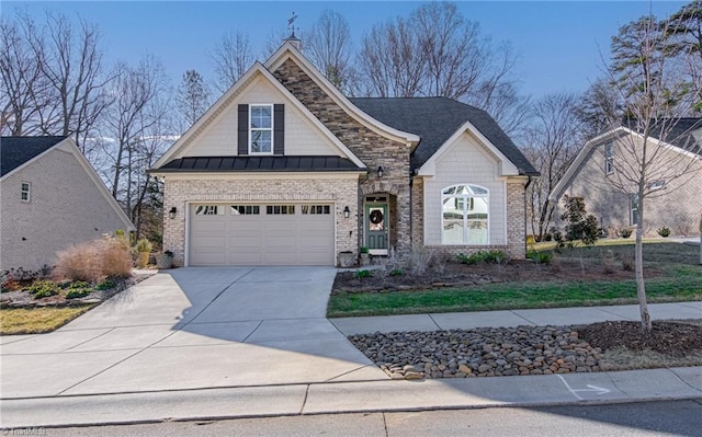 view of front facade featuring a garage