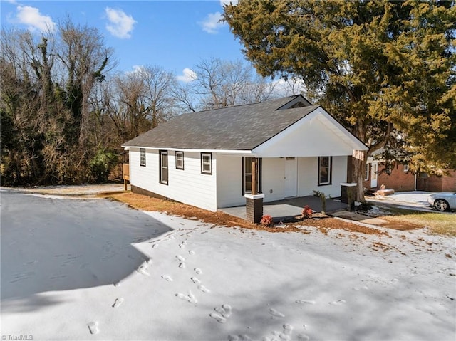 view of front of home featuring covered porch