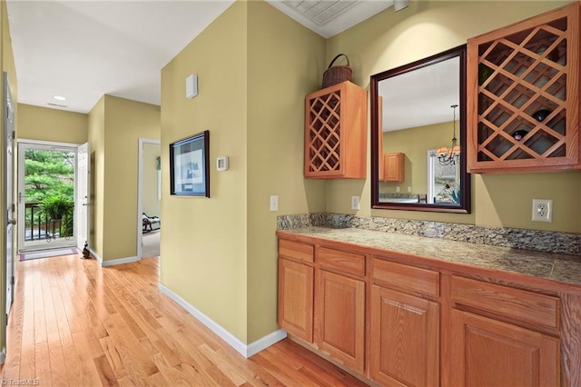 196 Evergreen Springs Ct Unit 602, Blowing Rock, NC 28605 - bar area featuring light wood-style flooring and baseboards