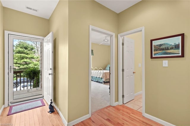196 Evergreen Springs Ct Unit 602, Blowing Rock, NC 28605 - foyer featuring light wood-type flooring, baseboards, and a ceiling fan