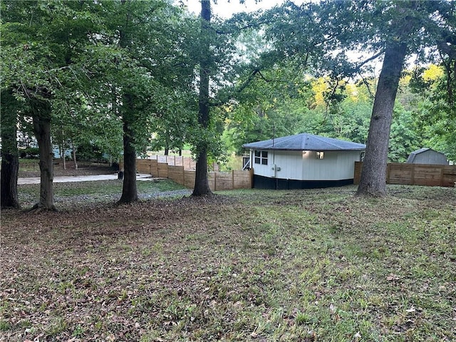 view of yard featuring fence