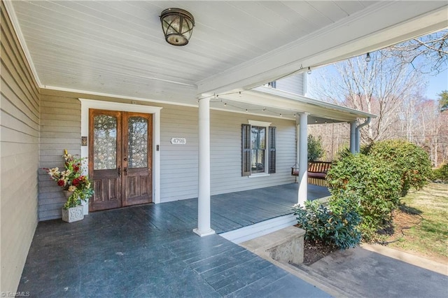 property entrance with a porch