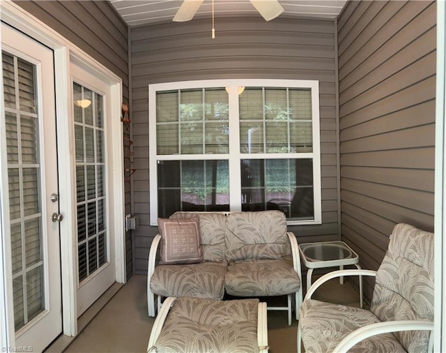 balcony featuring ceiling fan