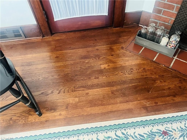 interior details featuring hardwood / wood-style floors