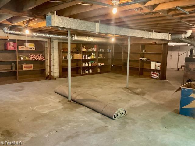 327 Lanier Dr, Lexington, NC 27295 - view of unfinished below grade area