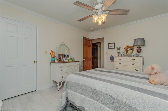 250 Oakmont Ter, Lexington, NC 27295 - bedroom with light wood-style flooring, ornamental molding, and ceiling fan