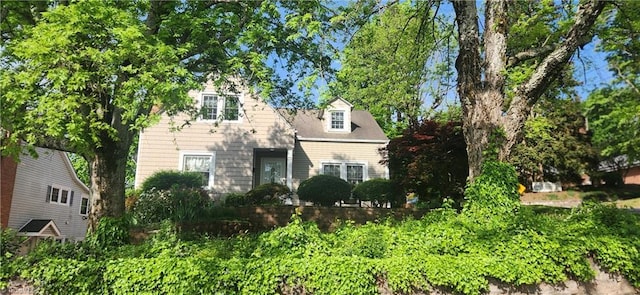 205 N W St, Wilkesboro, NC 28697 - view of cape cod-style house