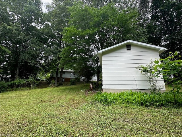 1230 W Sedgefield Dr, Winston-Salem, NC 27107 - view of grassy yard