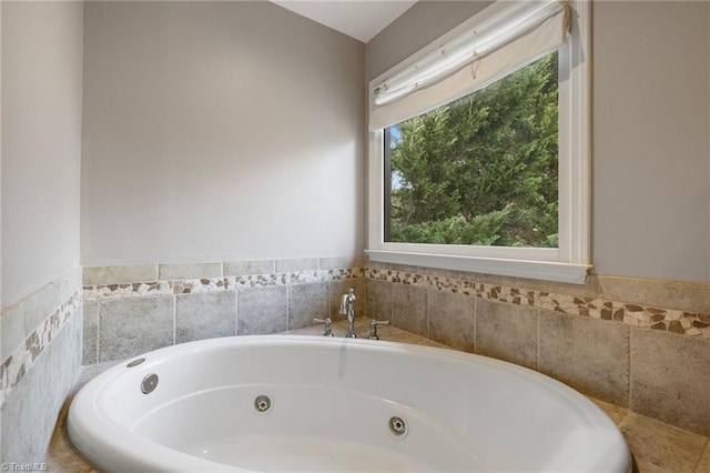 bathroom featuring a whirlpool tub