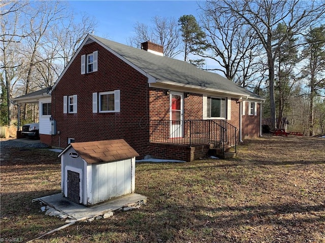 view of side of property