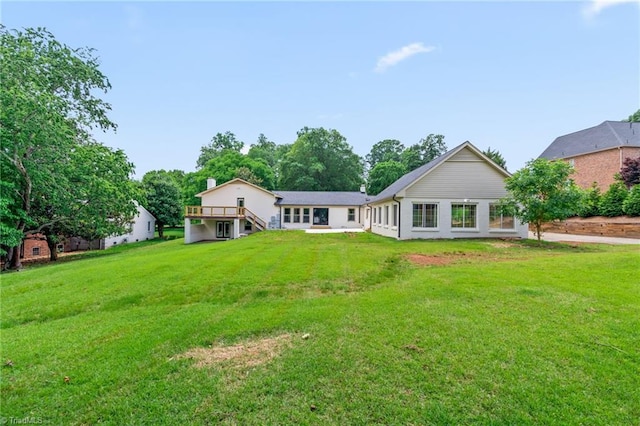 135 Boxwood Cir, Advance, NC 27006 - back of property with a yard