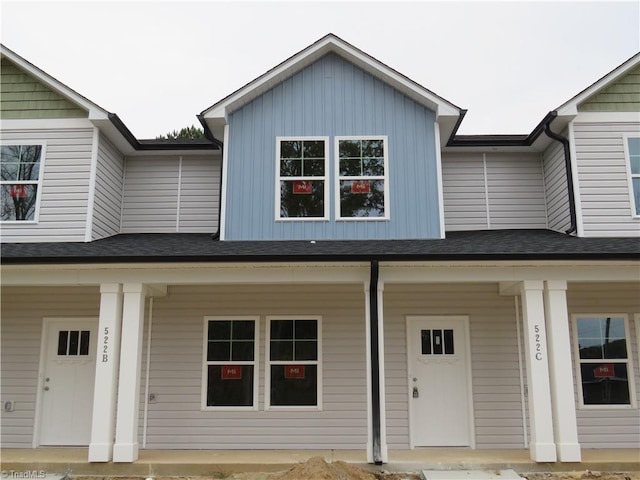 view of front of house with covered porch