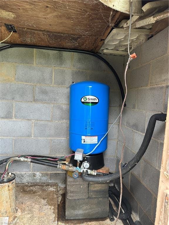 813 Blevins Store Rd, Mount Airy, NC 27030 - view of utility room