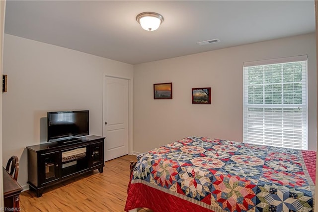 4548 River Gate Dr, Clemmons, NC 27012 - bedroom featuring light wood-style flooring