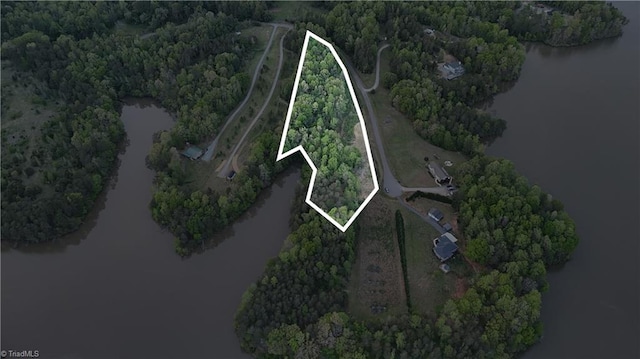 618 Crystal Cove Ln, Yanceyville, NC 27379