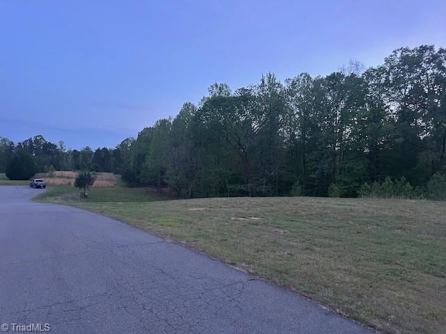 618 Crystal Cove Ln, Yanceyville, NC 27379