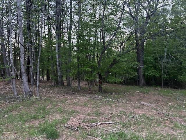 618 Crystal Cove Ln, Yanceyville, NC 27379